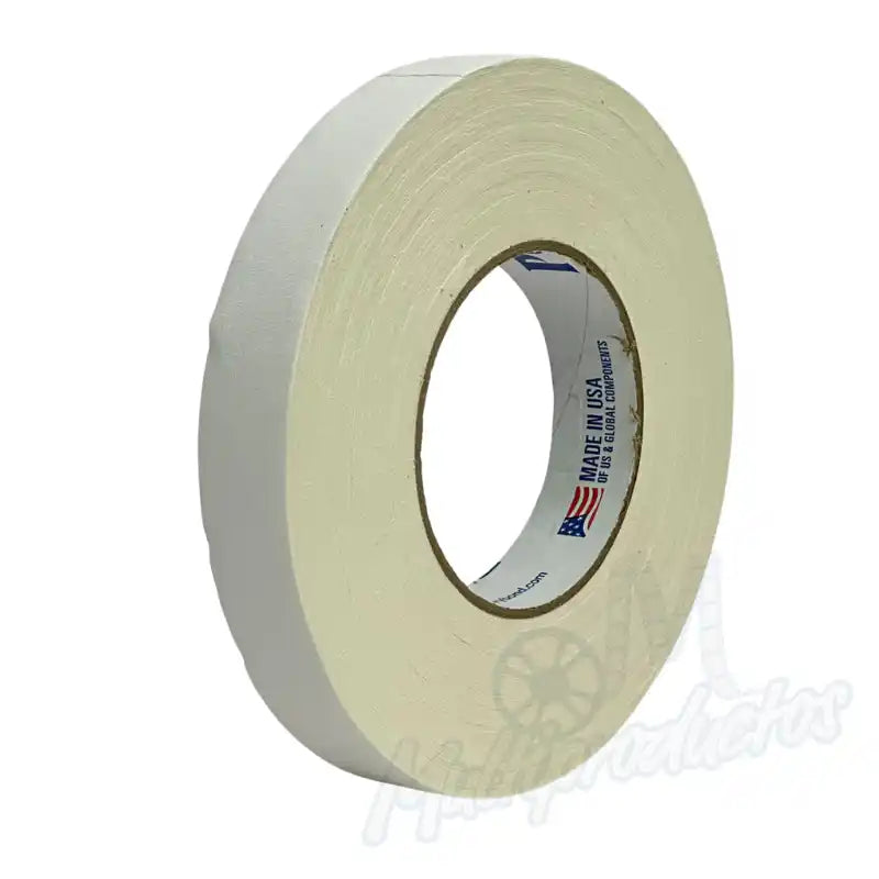 Cargue la imagen en el visor de la galería, Cinta gaffer mate Polyken 510 de 24 mm x 50 m. Cinta gaffer premium Polyken 510 color blanco en posición diagonal.