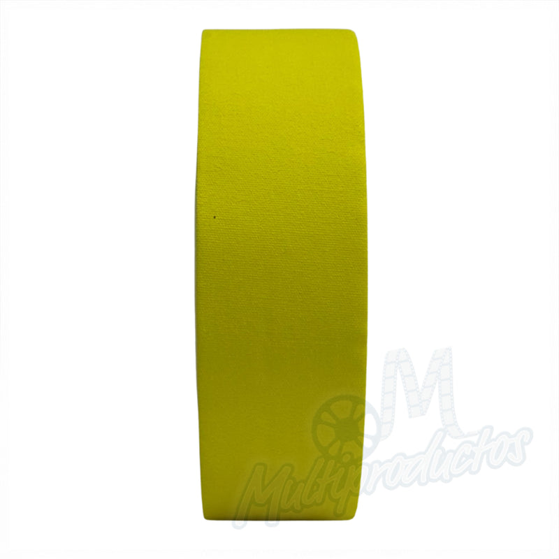 Cargue la imagen en el visor de la galería, Cinta gaffer mate Polyken 510 de 48 mm x 50 m. Rollo de cinta gaffer color amarillo Polyken 510 visto de perfil mostrando su grosor y acabado mate.