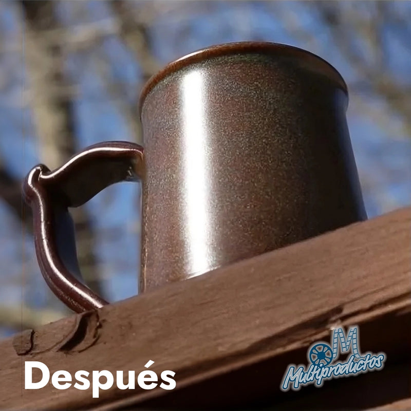 Cargue la imagen en el visor de la galería, Dullingspray k line matte multiproductos. Después de usar Dulling Spray K-Line: taza de cerámica marrón con acabado opaco reducido en reflejos.