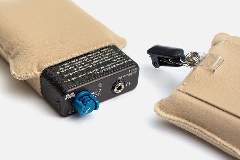 Cargue la imagen en el visor de la galería, Strap Belt Puffy Pouch, Beige