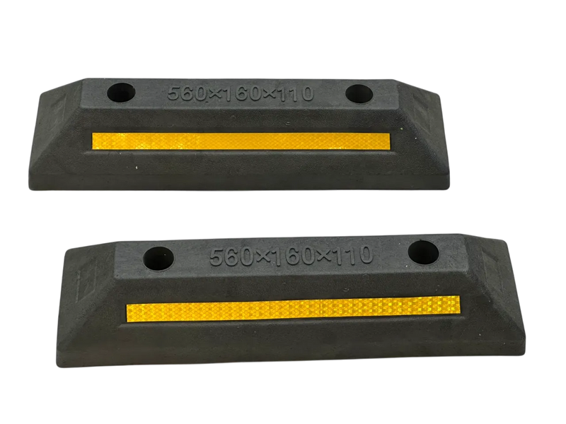 Cargue la imagen en el visor de la galería, 2 Topes De Estacionamiento Color Negro/amarillo Reflejante
