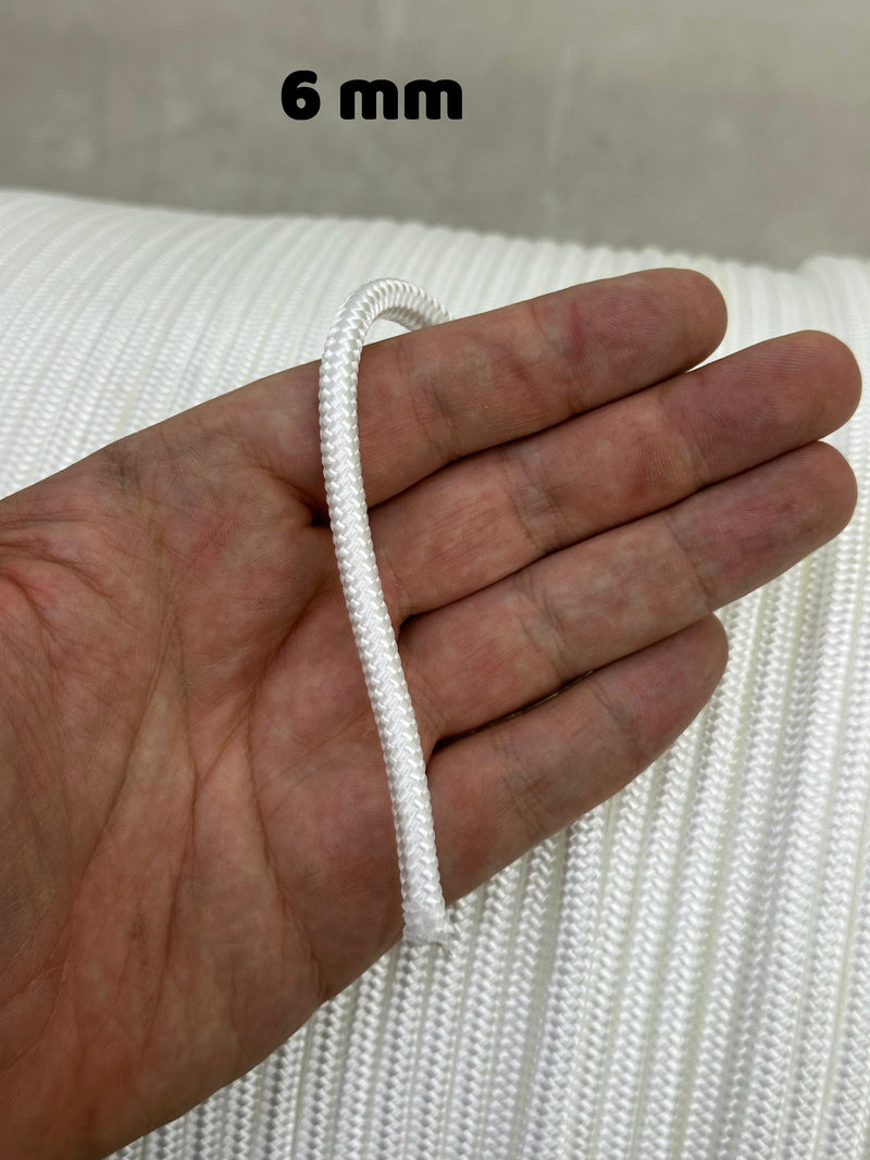Cargue la imagen en el visor de la galería, PIOLA Blanca tejido diamante - Carrete de 10 KGM
