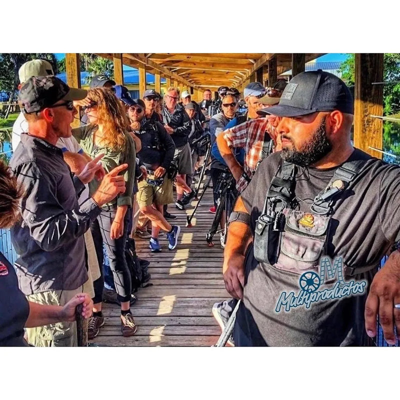 Cargue la imagen en el visor de la galería, Pouch - Radio Chest Pack
