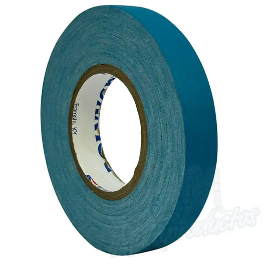 Cinta gaffer mate Polyken 510 de 24 mm x 50 m. Rollo de cinta gaffer Polyken 510 color azul turquesa en vista de tres cuartos.