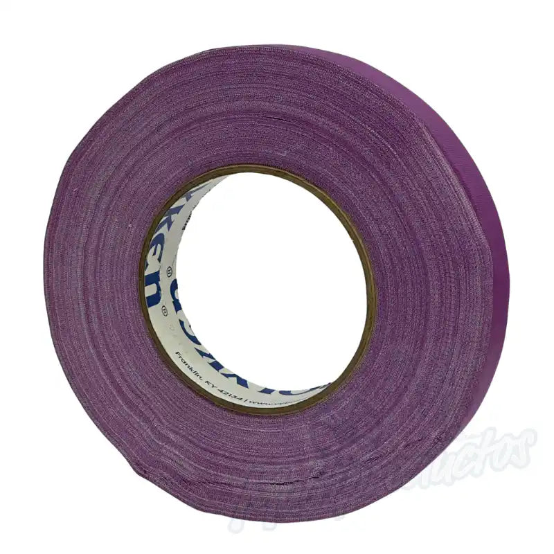 Cargue la imagen en el visor de la galería, Cinta gaffer mate Polyken 510 de 24 mm x 50 m. Rollo de cinta gaffer premium Polyken 510 color morado vista frontal.
