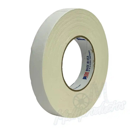 Cinta gaffer mate Polyken 510 de 24 mm x 50 m. Cinta gaffer premium Polyken 510 color blanco en posición diagonal.