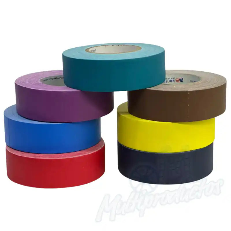 Cargue la imagen en el visor de la galería, Cinta gaffer mate Polyken 510 de 48 mm x 50 m. Pilas organizadas de cintas gaffer Polyken 510 de 48 mm x 50 m de variados colores.
