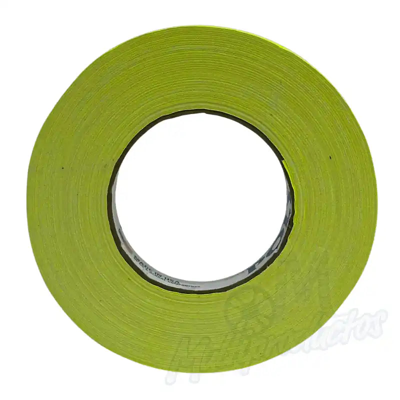 Cargue la imagen en el visor de la galería, Cinta gaffer neón Polyken 510 24 mm x 45 m. Rollo de cinta gaffer neón color amarillo Polyken 510 de 48 mm x 45 m vista frontal.
