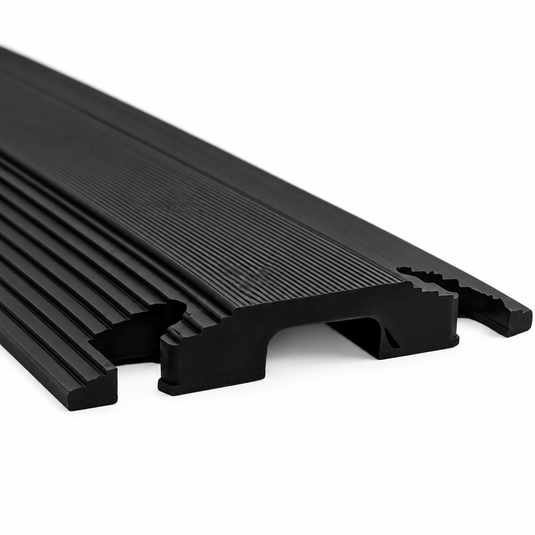 PACK PASACABLES PEATONAL NEGRO DE 1 CANAL (4pza ) - 102cm c/u - Multiproductos y expendables SA de CV